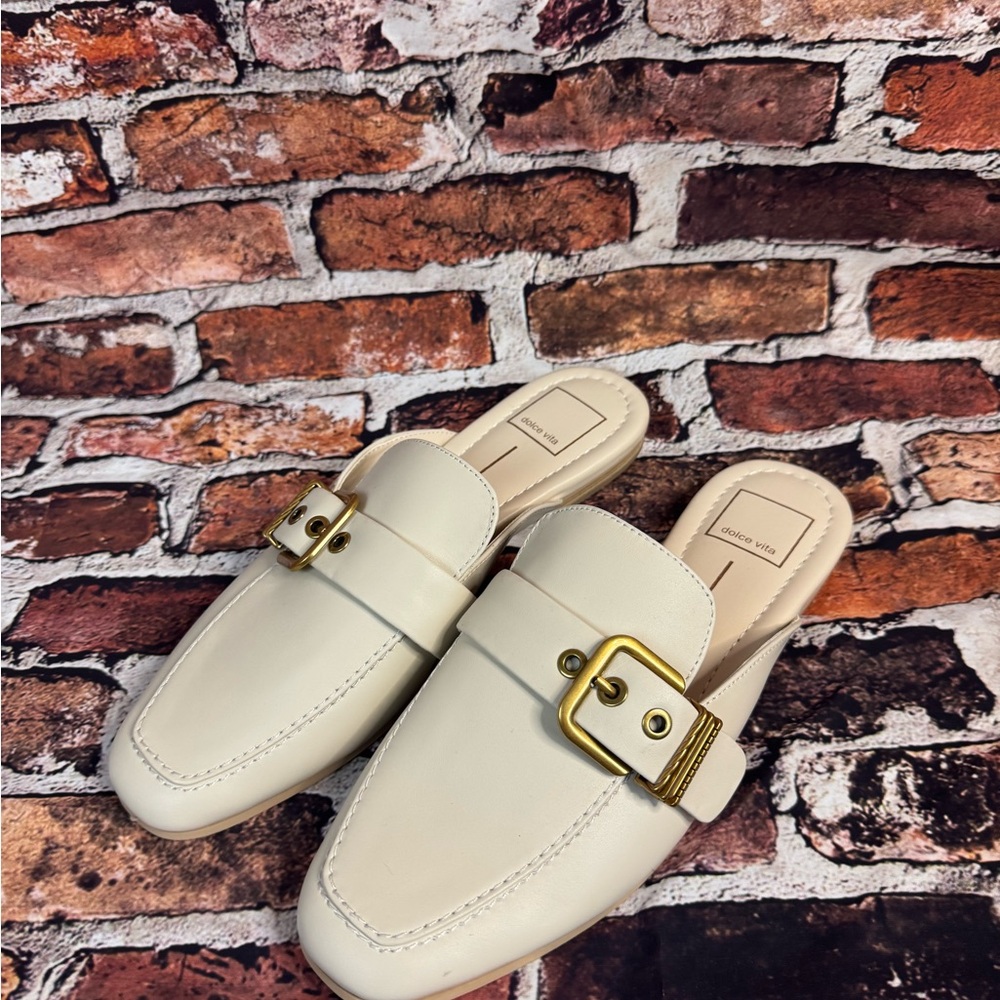 Dolce Vita Cream Flats with Gold Buckle NWOT